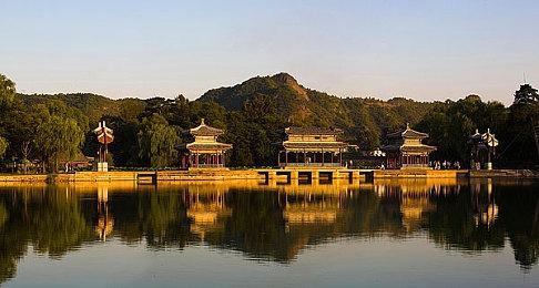 TGA2022：《我们之中》新模式“捉迷藏”12月9日上线